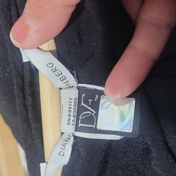 Short sleeve top - Picture 3 of 4